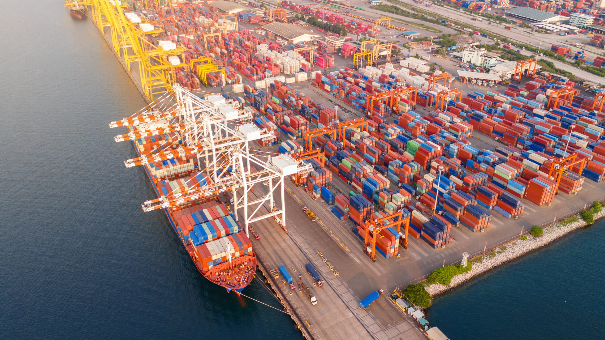 安全保障貿易管理を踏まえたサプライチェーンリスク評価と成功する対策ポイント