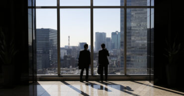 Future of Professionals Report 2026：AI戦略が現場に届かない現実 – プレッシャーにさらされる専門職
